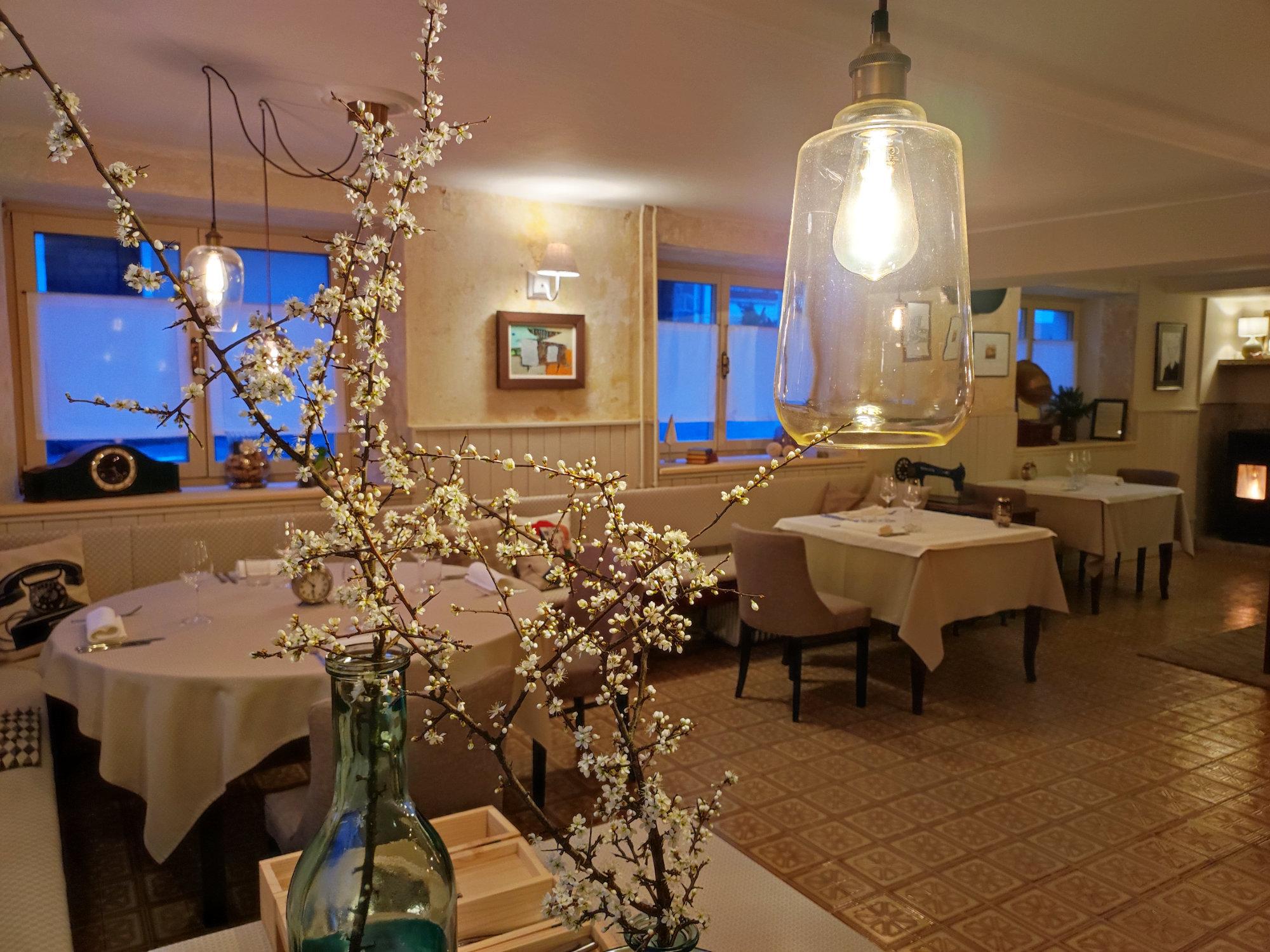 Restavracija Mangrt